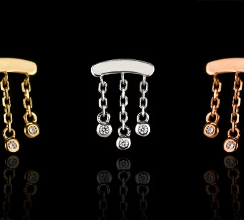 Floating navel piercing